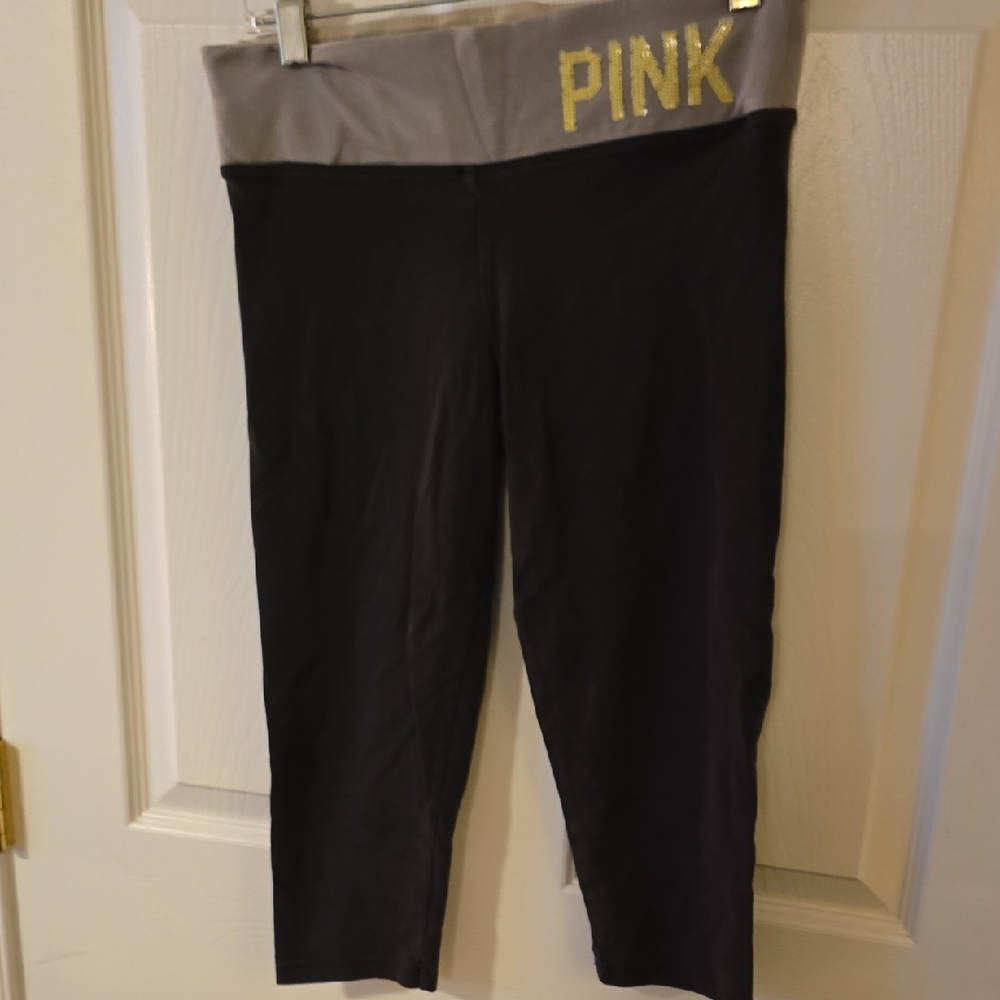 PINK Victoria's Secret Yoga Leggings in Black and Gold